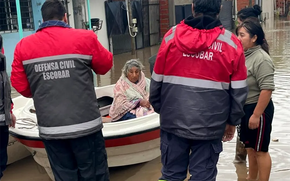 Sujarchuk creó un fondo especial para asistir a las víctimas del temporal
