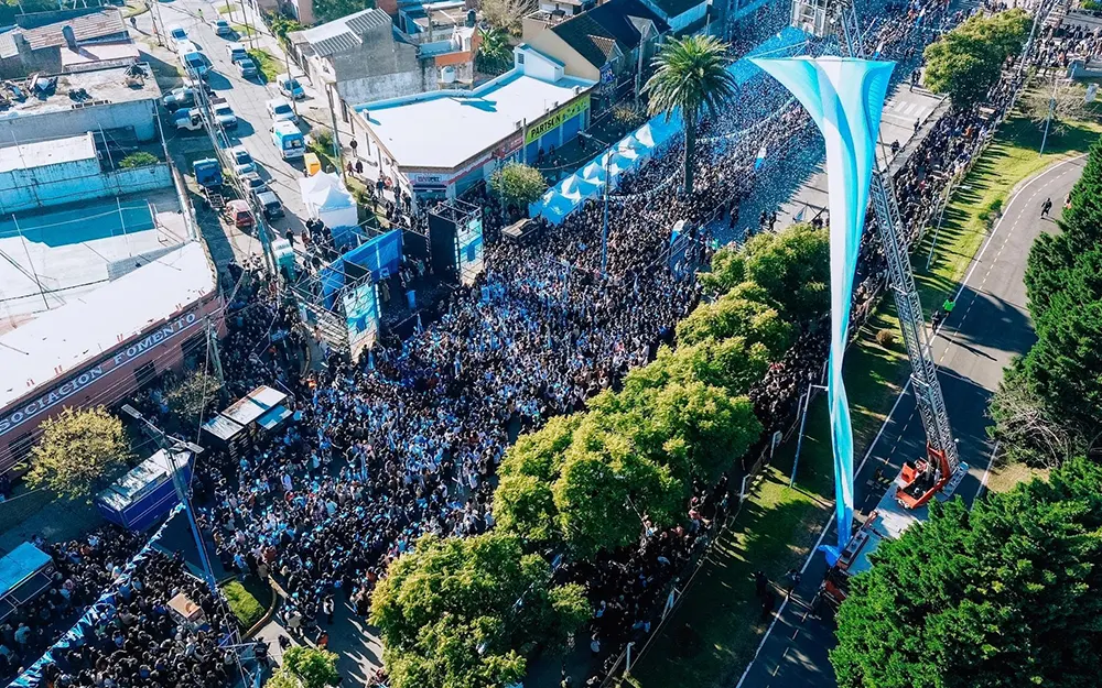 Día de la Bandera en Garín: una fiesta popular con un incidente aislado
