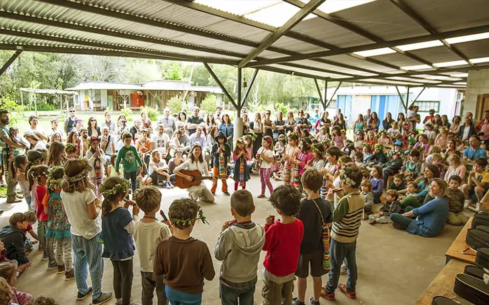 Recaudan fondos para reconstruir la escuela incendiada en Escobar