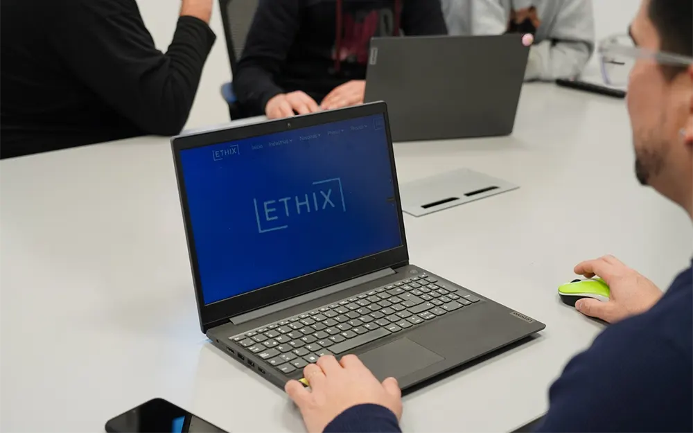 Escobar incorporará Inteligencia Artificial en las licitaciones públicas