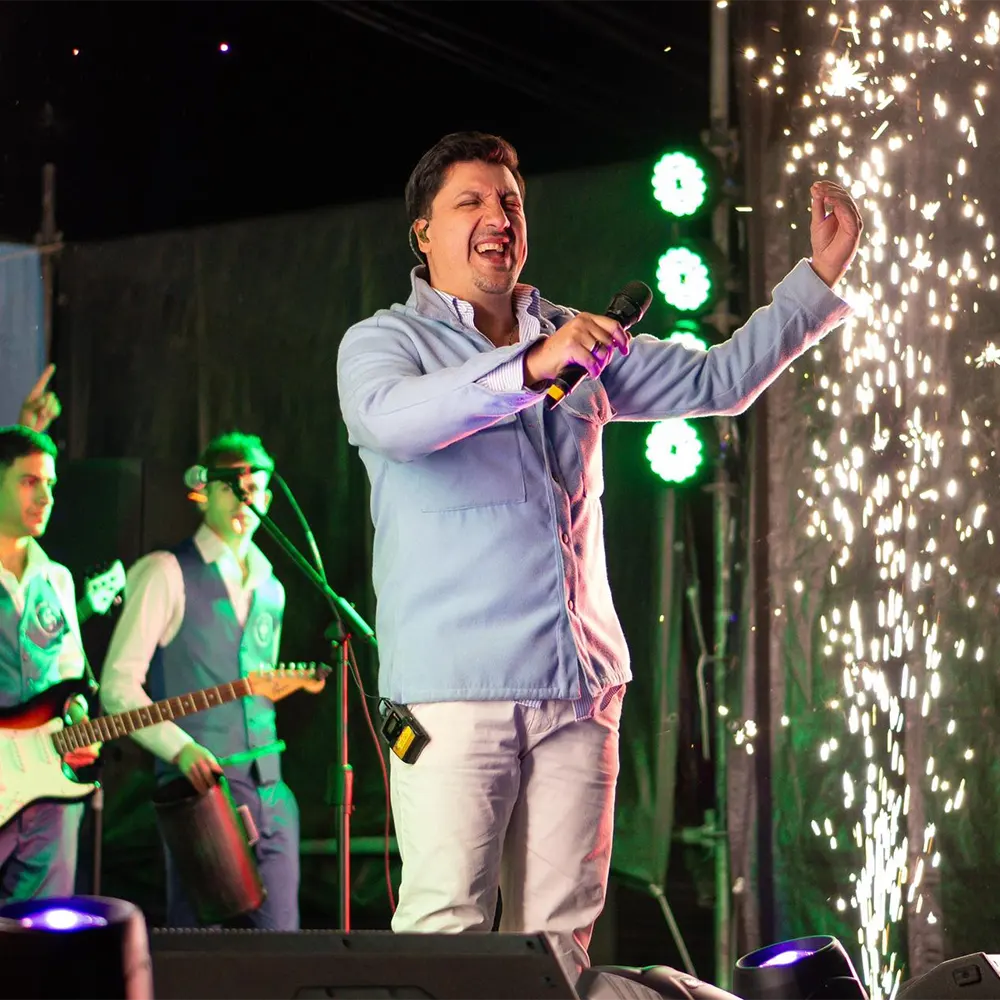 Tambó Tambó cerró la jornada de festejos