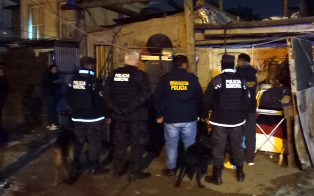 Desarticulan a una banda de narcomenudeo en Garín: cinco detenidos