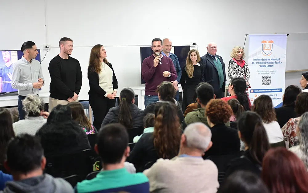 Cooperadoras escolares recibieron subsidios del Municipio por $600.000