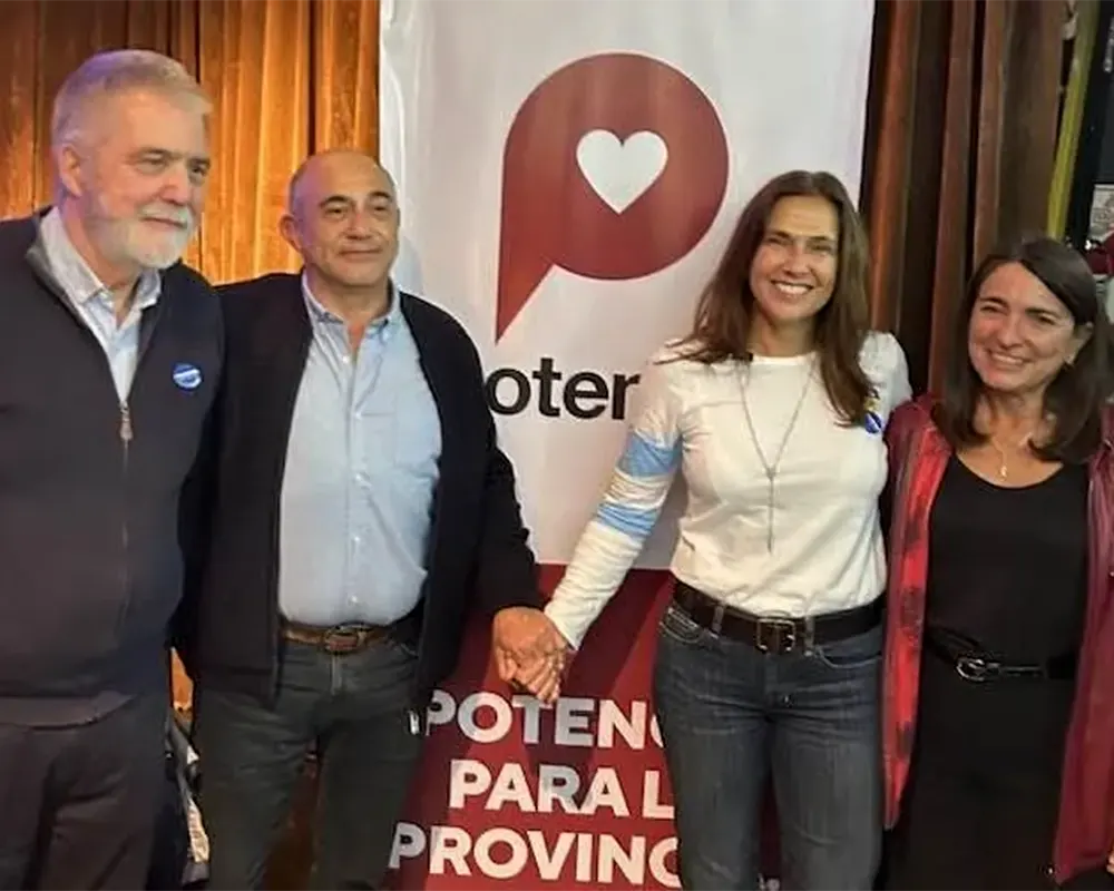 Miguel Jobe, Adrián Lobato, Eugenia Talerico y Gabriela Hernández