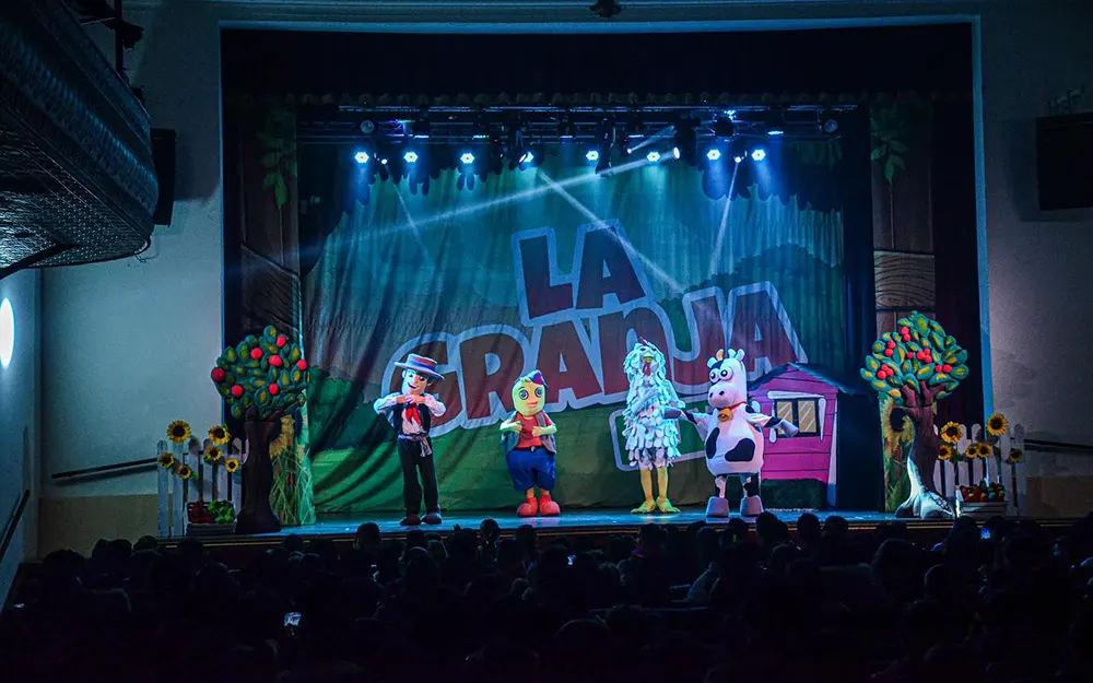 Vacaciones de invierno en el teatro Seminari: magia, cuentos y canciones