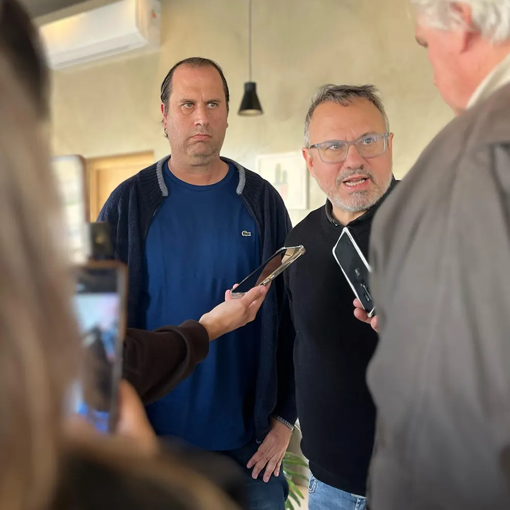 Eduardo Gianfrancesco y Diego Valenzuela en rueda de prensa