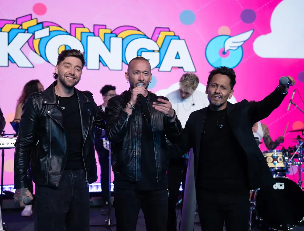 La K’onga durante su presentación musical en el programa del El Trece.