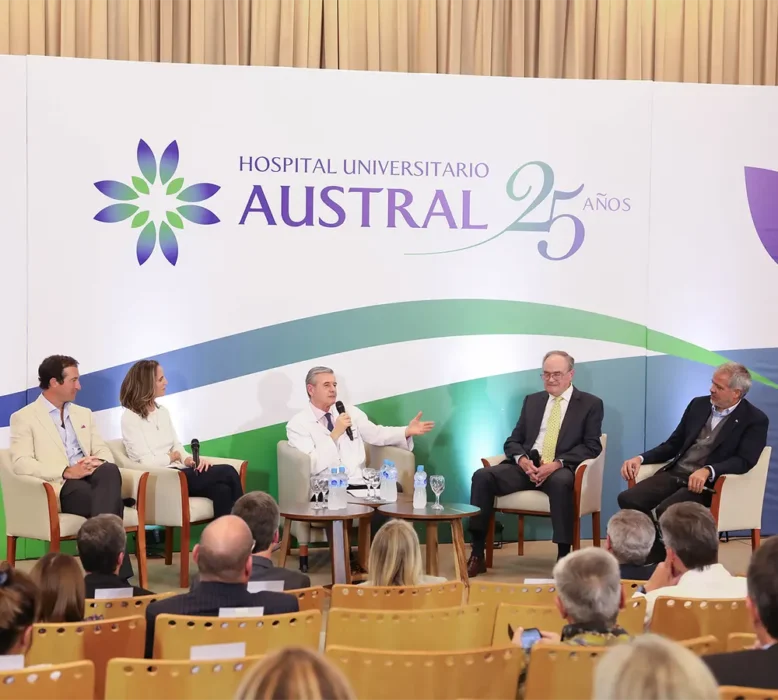 Acto de celebración, Hospital Universitario Austral.
