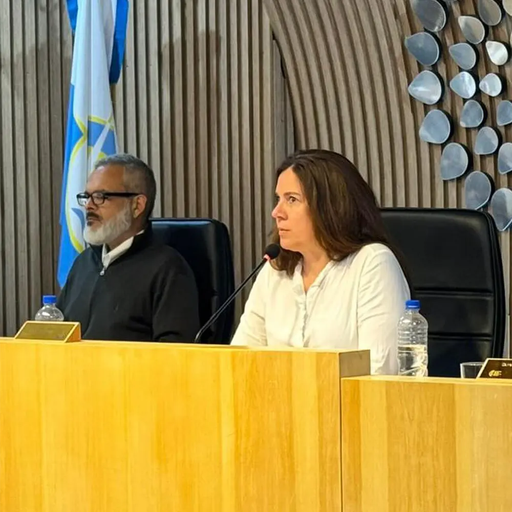 Laura Guazzaroni, presidenta del Concejo Deliberante, que volvió a sesionar después de dos meses y medio