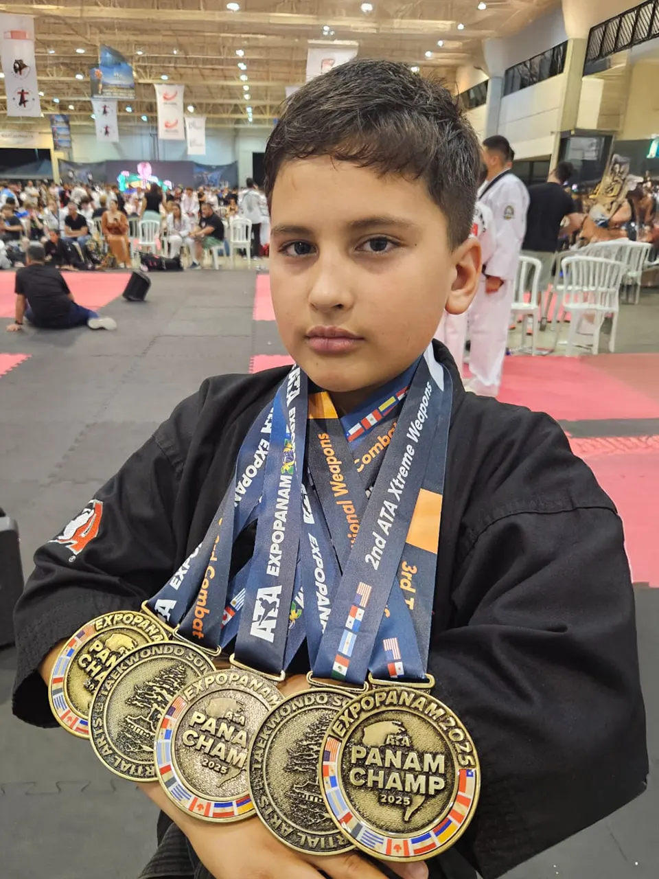 Maximiliano Estepa, el mayor medallista de la delegacion con solo 10 años, nuestras las  8 medallas ganadas