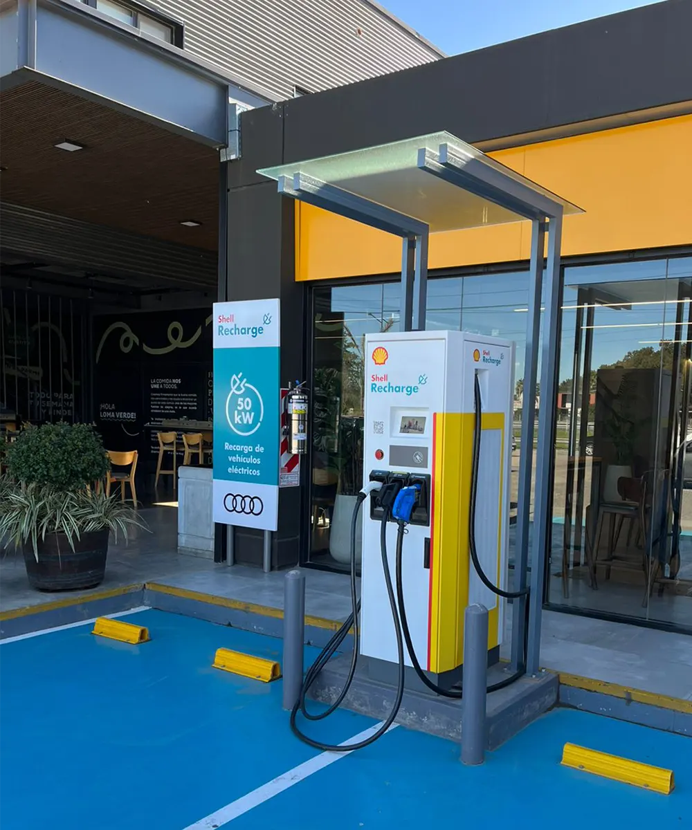 Cargador de autos eléctricos de la Shell de Loma Verde