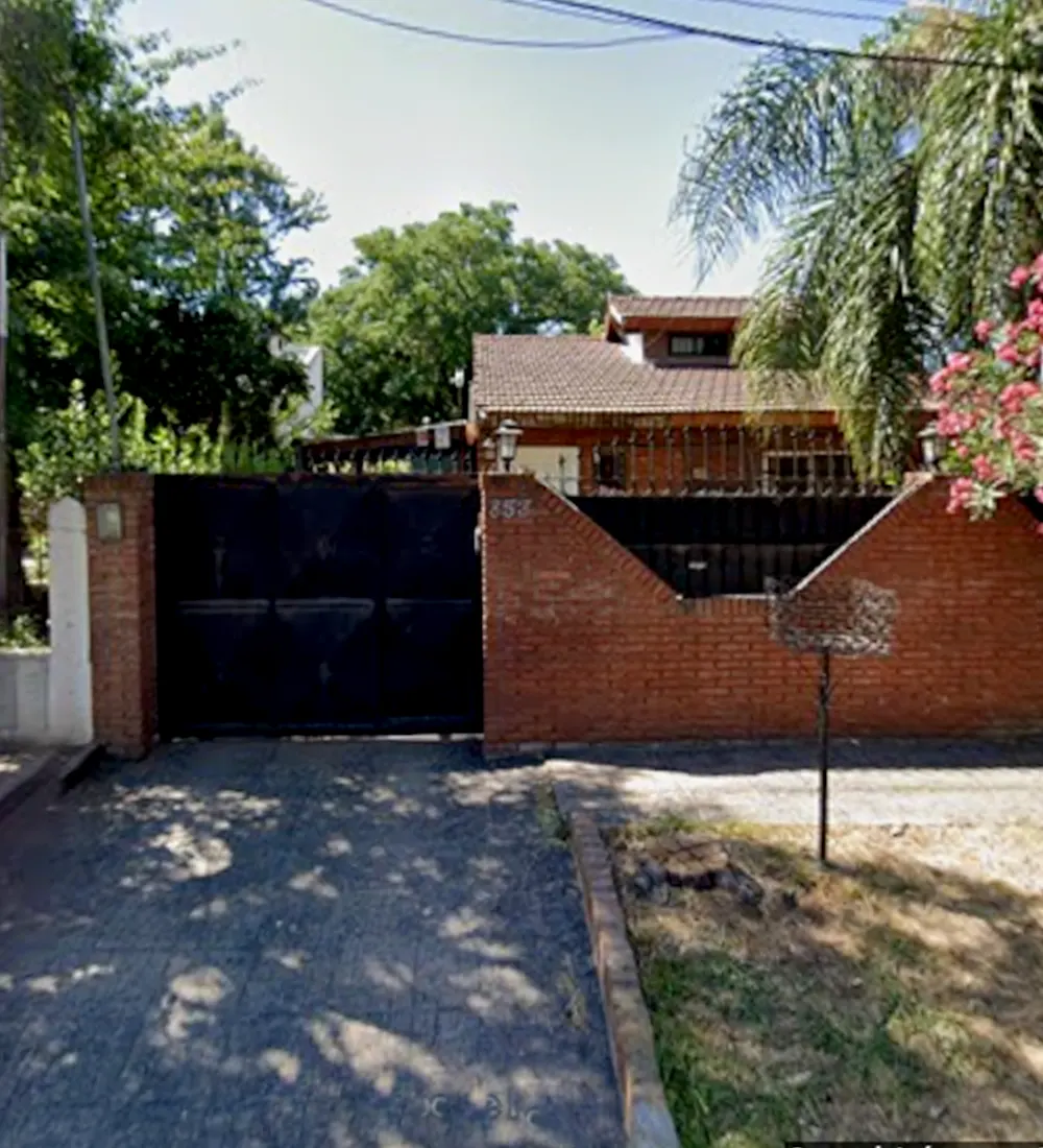 La vivienda donde ocurrió el abuso y el suicidio del hombre