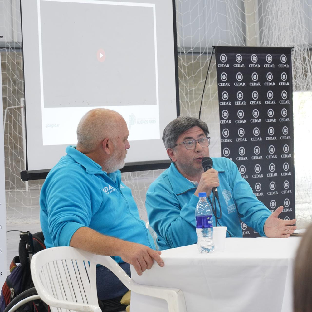Los oradores del Congreso de Deportes para personas con discapacidad durante la jornada realizada en Matheu.