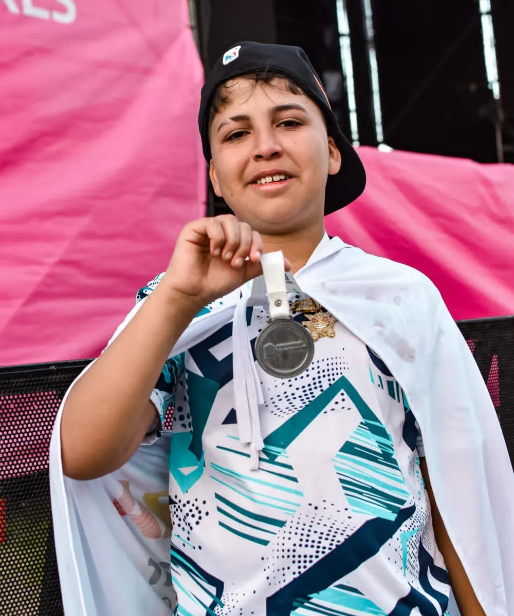 Dante Reyes , medalla de plata en freestyle