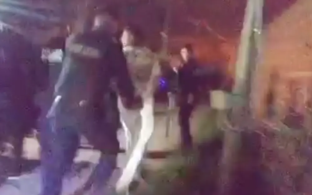 Detienen a un hombre y a su hijo en Escobar por el robo de una moto