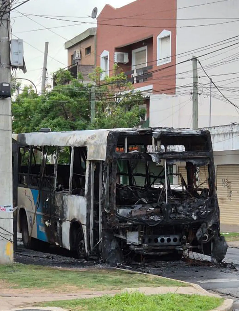 colectivo incendiado
