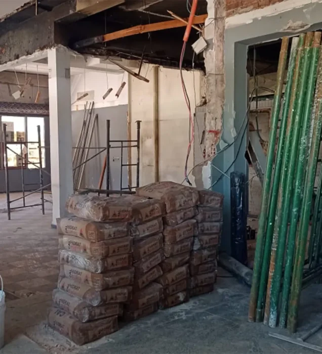 Reformas en el interior del local donde funcionará Mostaza