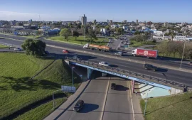 Reducirán a 110 km/h la velocidad máxima sobre la autopista Panamericana.