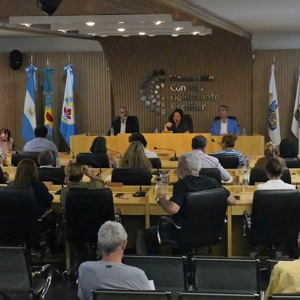 Concejales en la sesión en la que se aprobó el anteproyecto del plan estratégico territorial