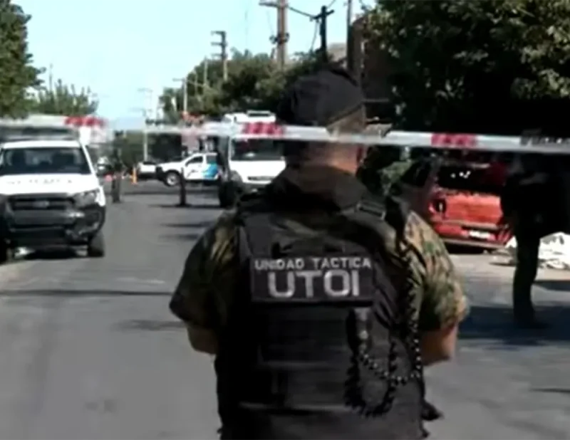 Operativo policial en la Villa 18