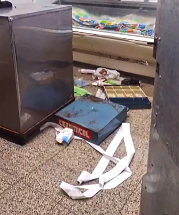 Violento la caja registradora.