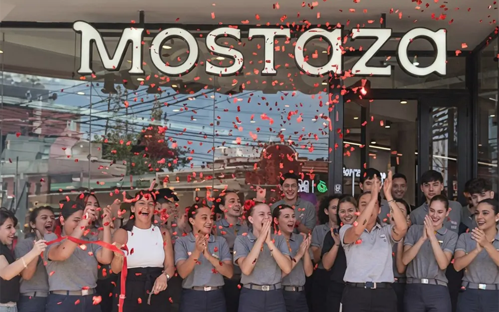 Apertura de Mostaza y su trabajadores.