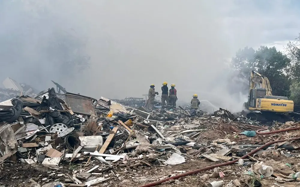 Se volvió a incendiar un basural de Maschwitz y el Municipio anunció multas