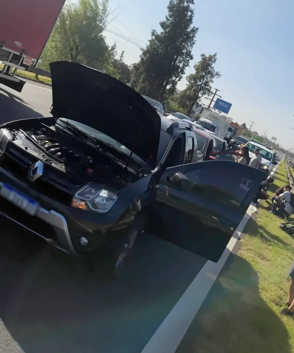 El choque en cadena involucro a un Fiat Siena, Ford Ka, y a un Renault Oroch.