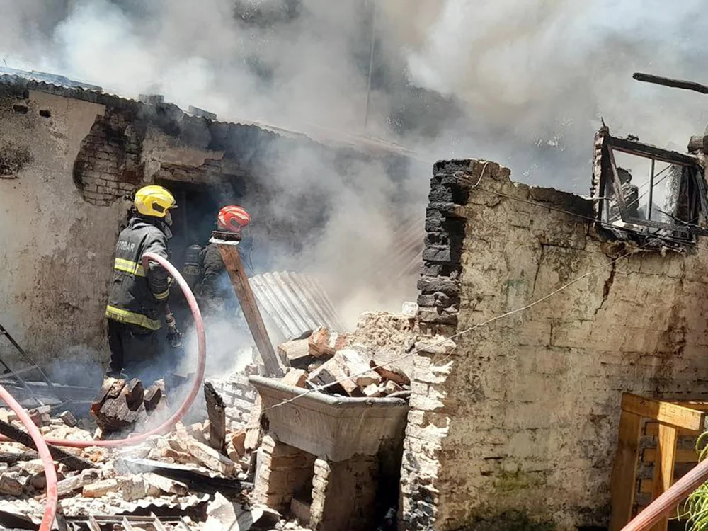 Incendio en una vivienda de Loma Verde
