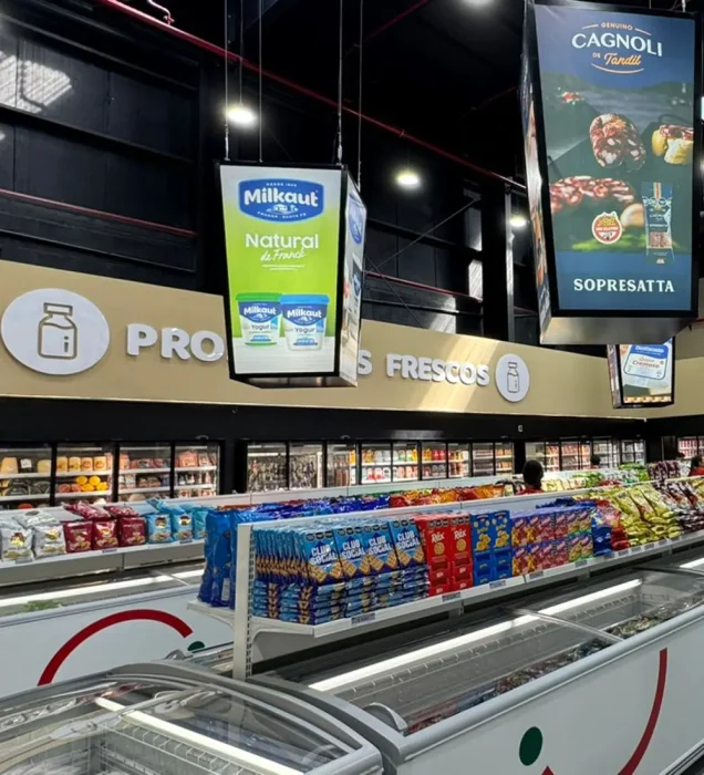 interior del supermercado Don Ángel