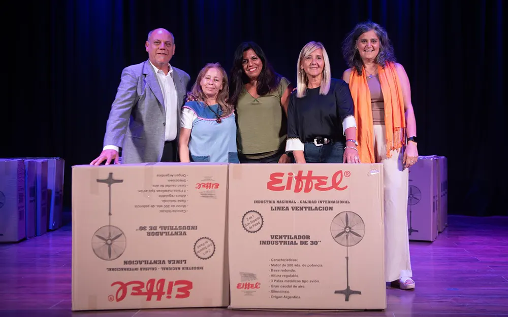 ventiladores El Municipio entregó 234 ventiladores a 131 jardines y escuelas públicas