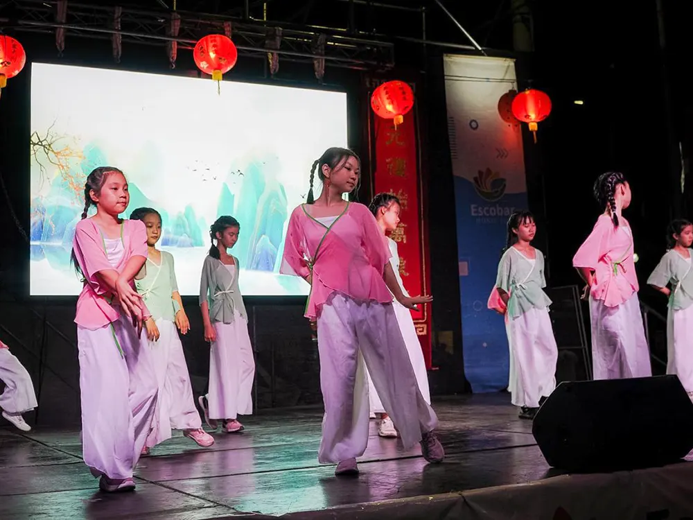 Bailes tradicionales el evento de A&ntilde;o Nuevo Chino en Bel&eacute;n de Escobar