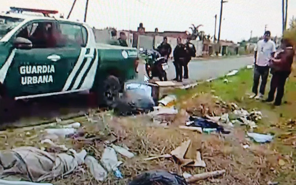 Dos vecinos detenidos en Garín por arrojar residuos en la vía pública