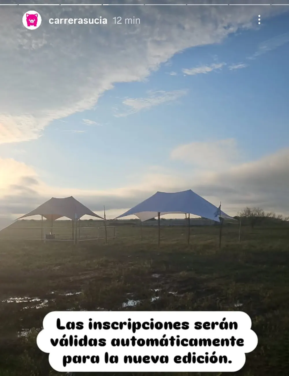 Mensajes difundios a través de su cuenta de Instagram de Carrera Sucia