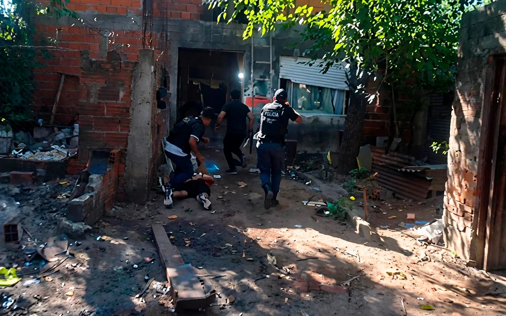 Allanamiento en la Chechela por narcomenudeo