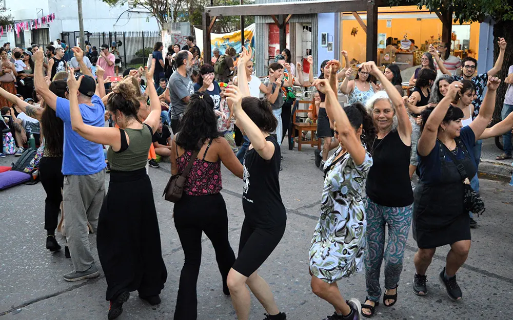 La unión hace la fuerza: Festival en Defensa de la Biblioteca 20 de Diciembre