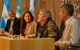 Concejp Deloberate con visista de los veteranos