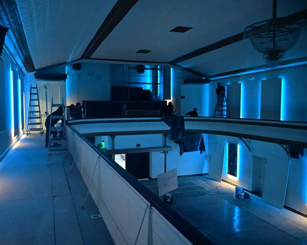 Las nuevas luces led del Teatro Seminari.
