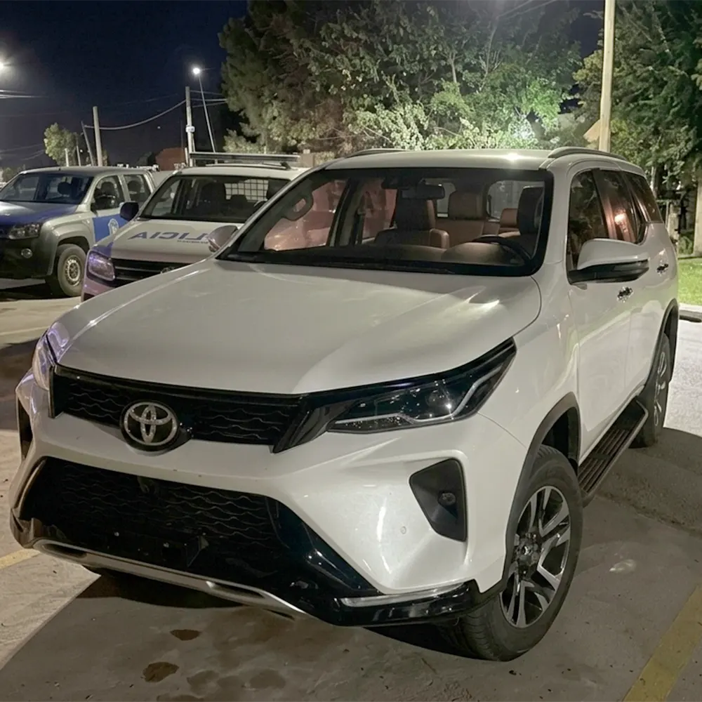La Toyota SW4 fue recuperada tras el robo en Loma Verde.