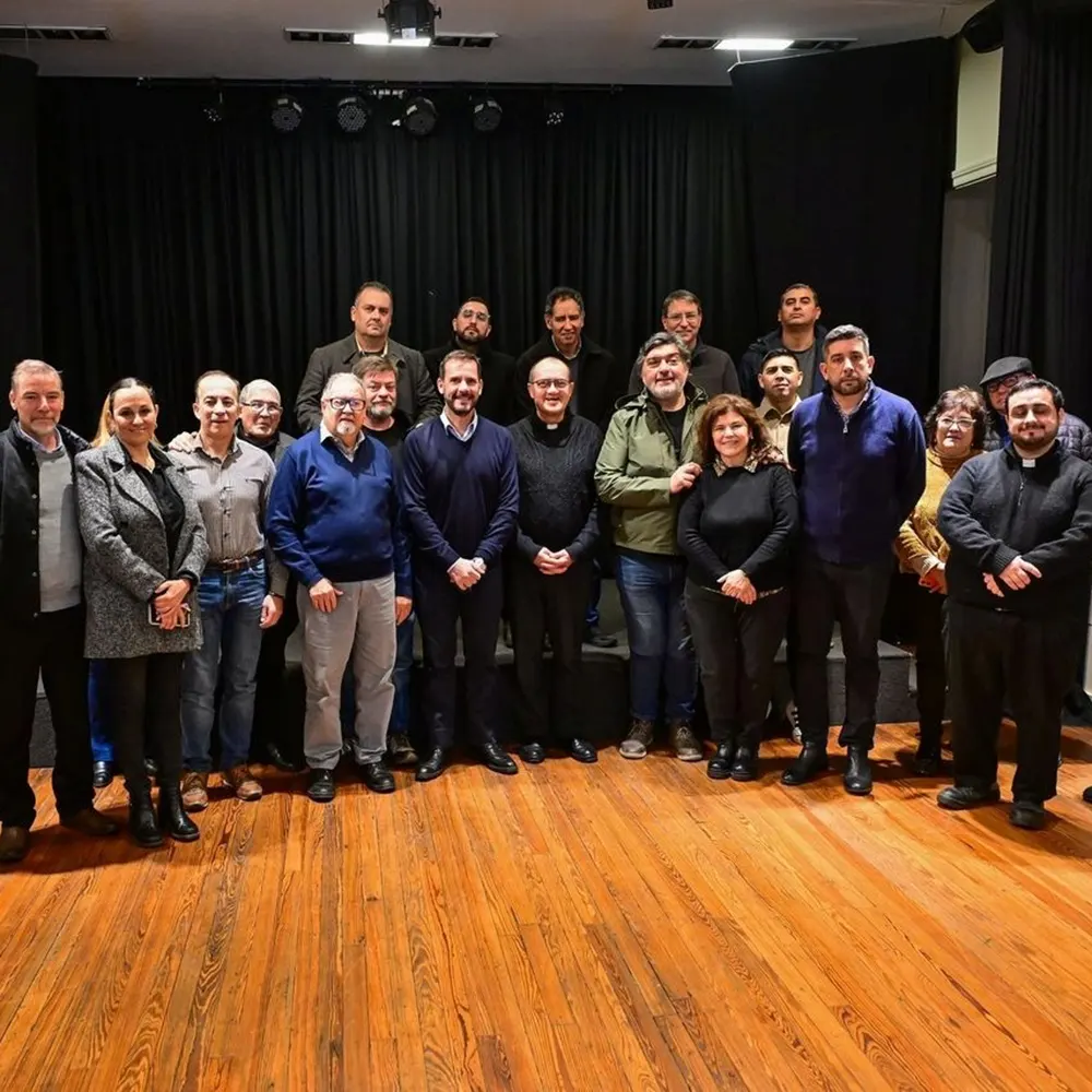 Sujarchuk reunido con referentes religiosos de Escobar
