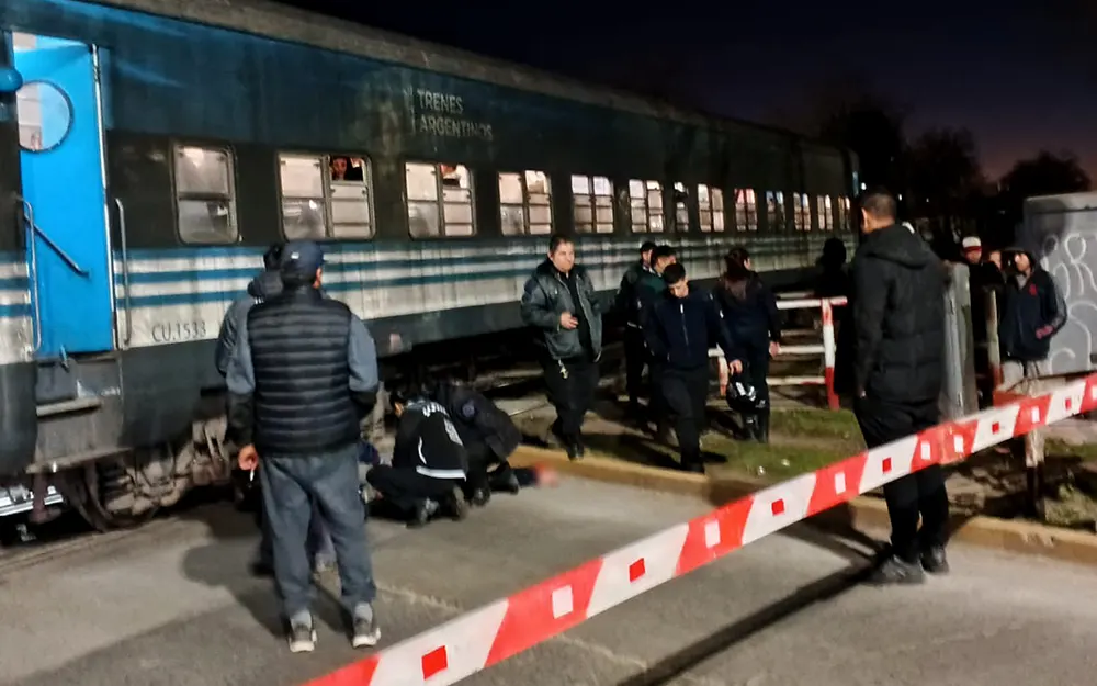 Grave accidente ferroviario en Matheu: una mujer sufrió la amputación de ambas piernas