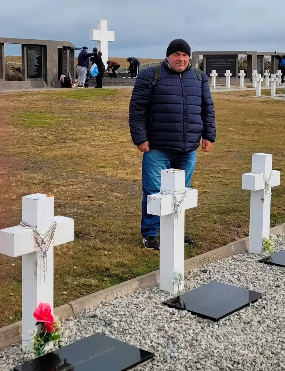 Enrique Aguilar durante su visita en 2023 a las Islas Malvinas.