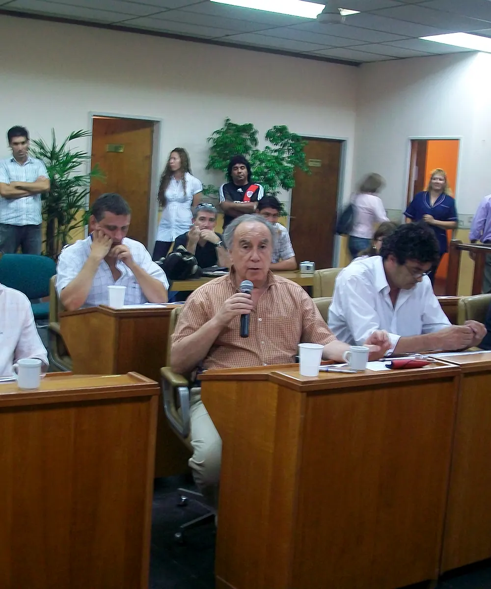 Angioi en su &uacute;ltimo mandato en el Concejo Deliberante.