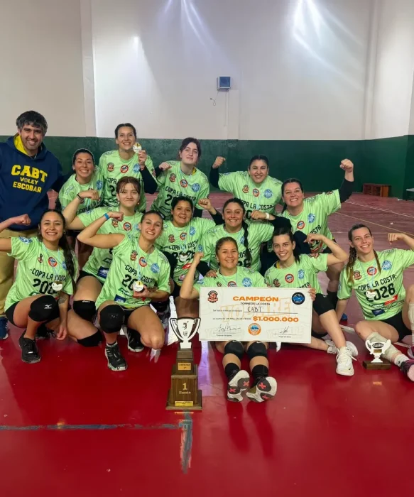 El equipo campe&oacute;n de Boca del Tigre en Mar de Aj&oacute;