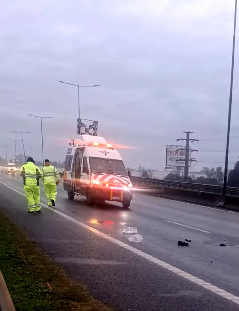 Operativo de seguridad en el lugar del accidente