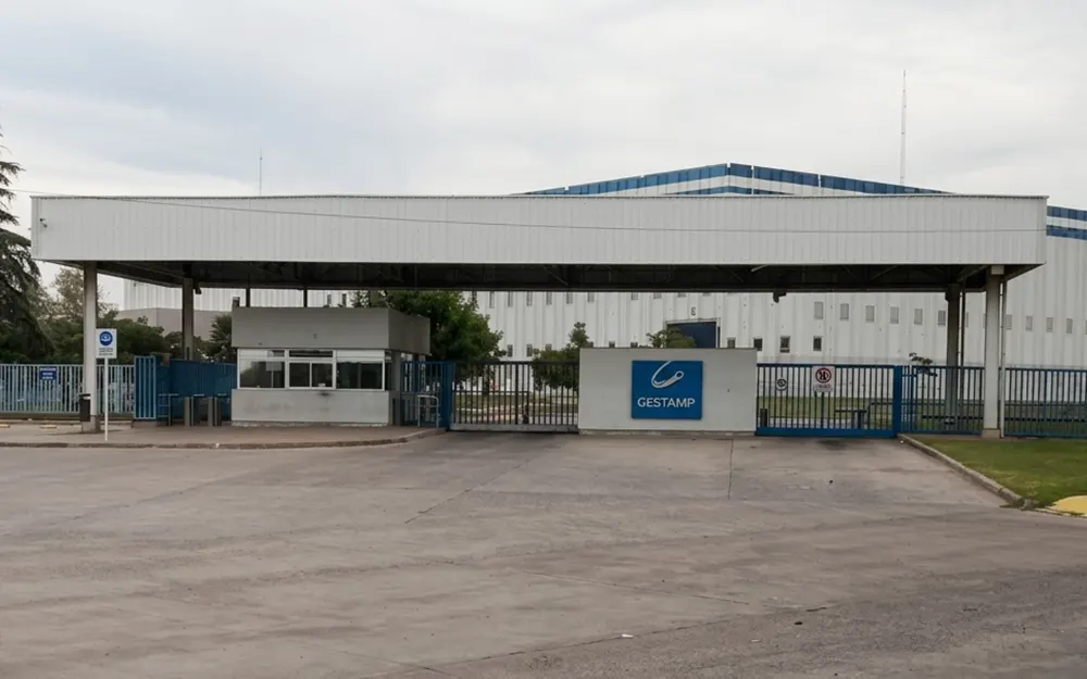 Una empresa autopartista incorpora personal para su planta en Escobar