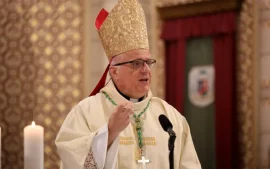 Mons Michael Wallace Banach.