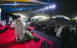monseñor Michael Wallace Banach, representante del papa León XIV en Escobar