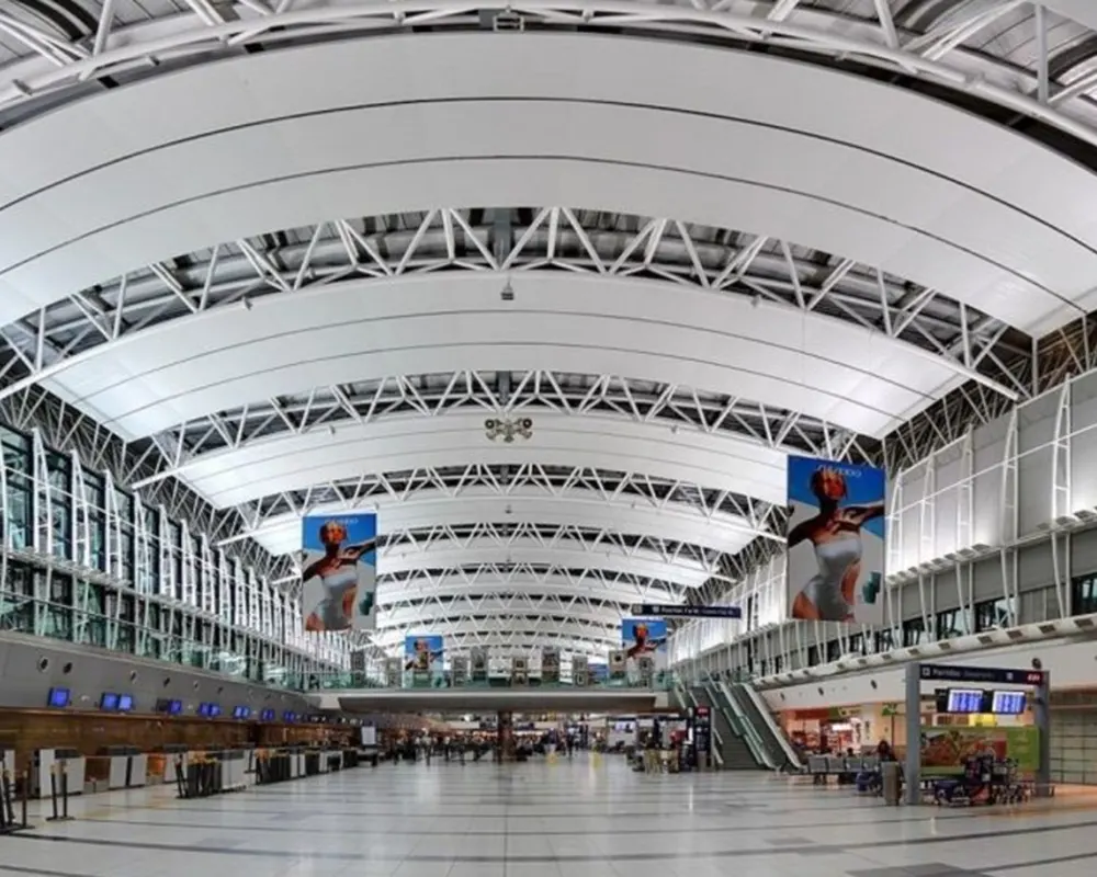 Hangar 5 de Aerol&iacute;neas Argentinas.