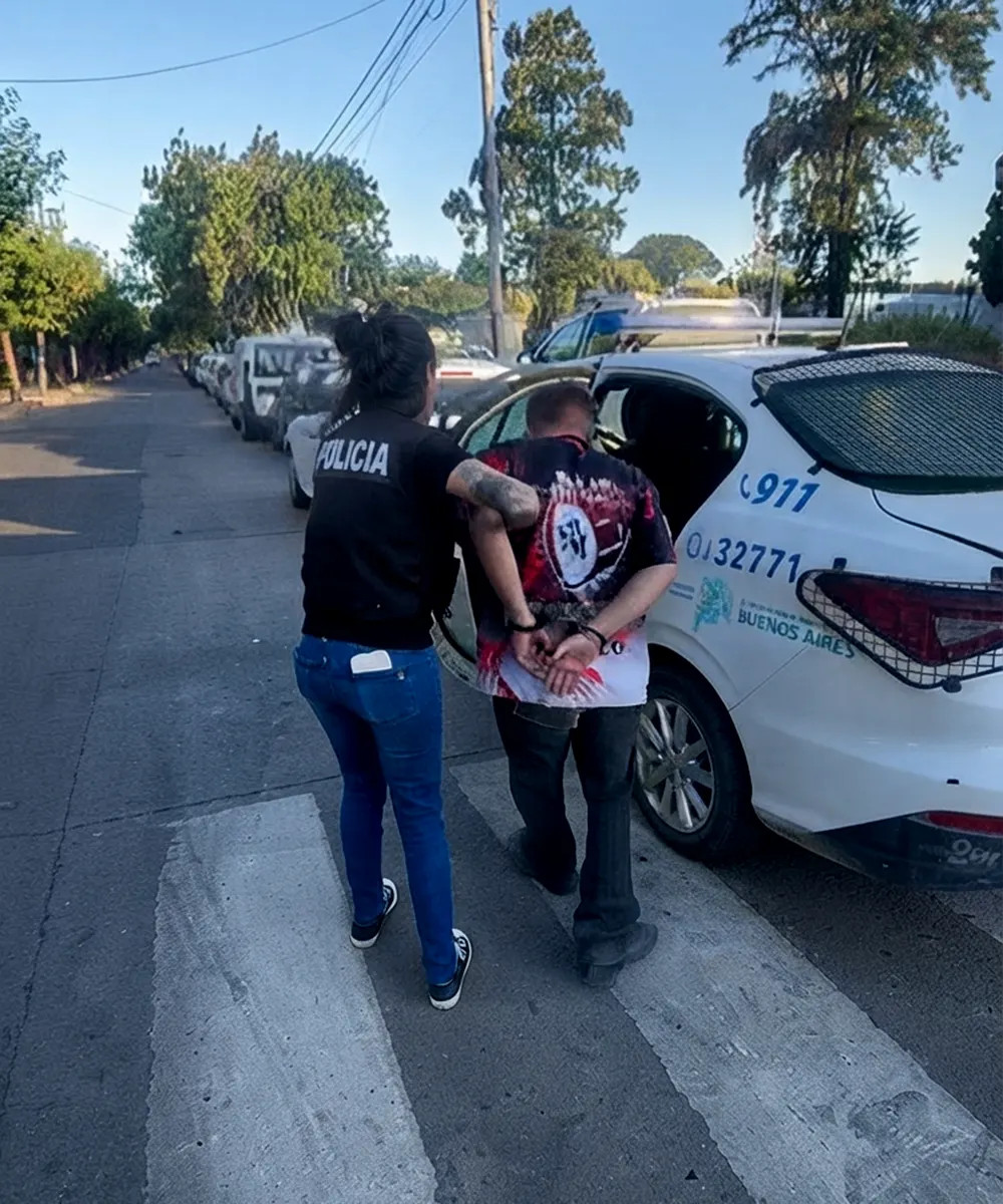 Vecino detenido acusado de las quemas en el predio sobre la calle Paran&aacute; en Maschwitz.